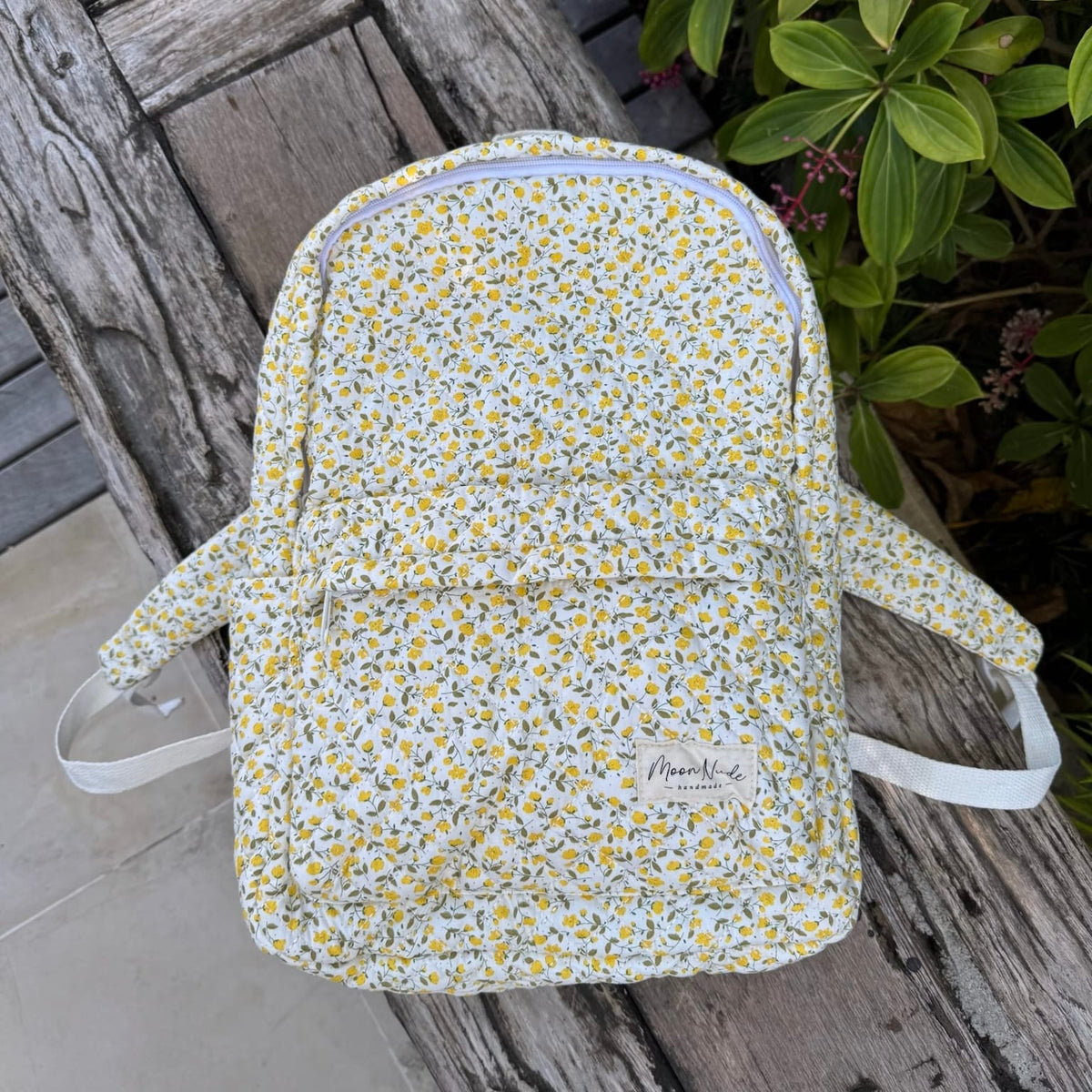 Buttercup Large Backpack display picture 1