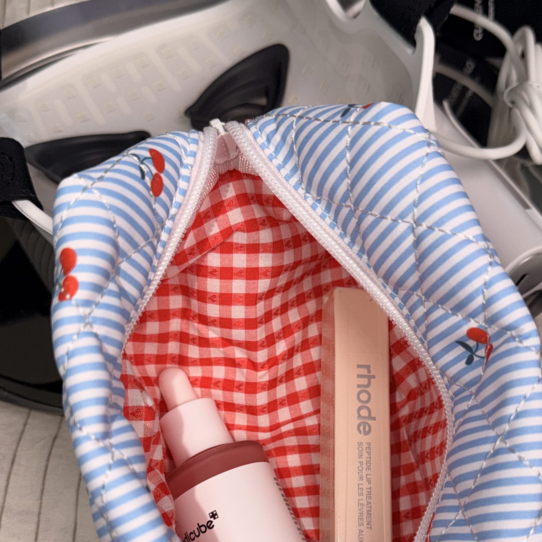 Moon Nude Cherry Mini Makeup Bag