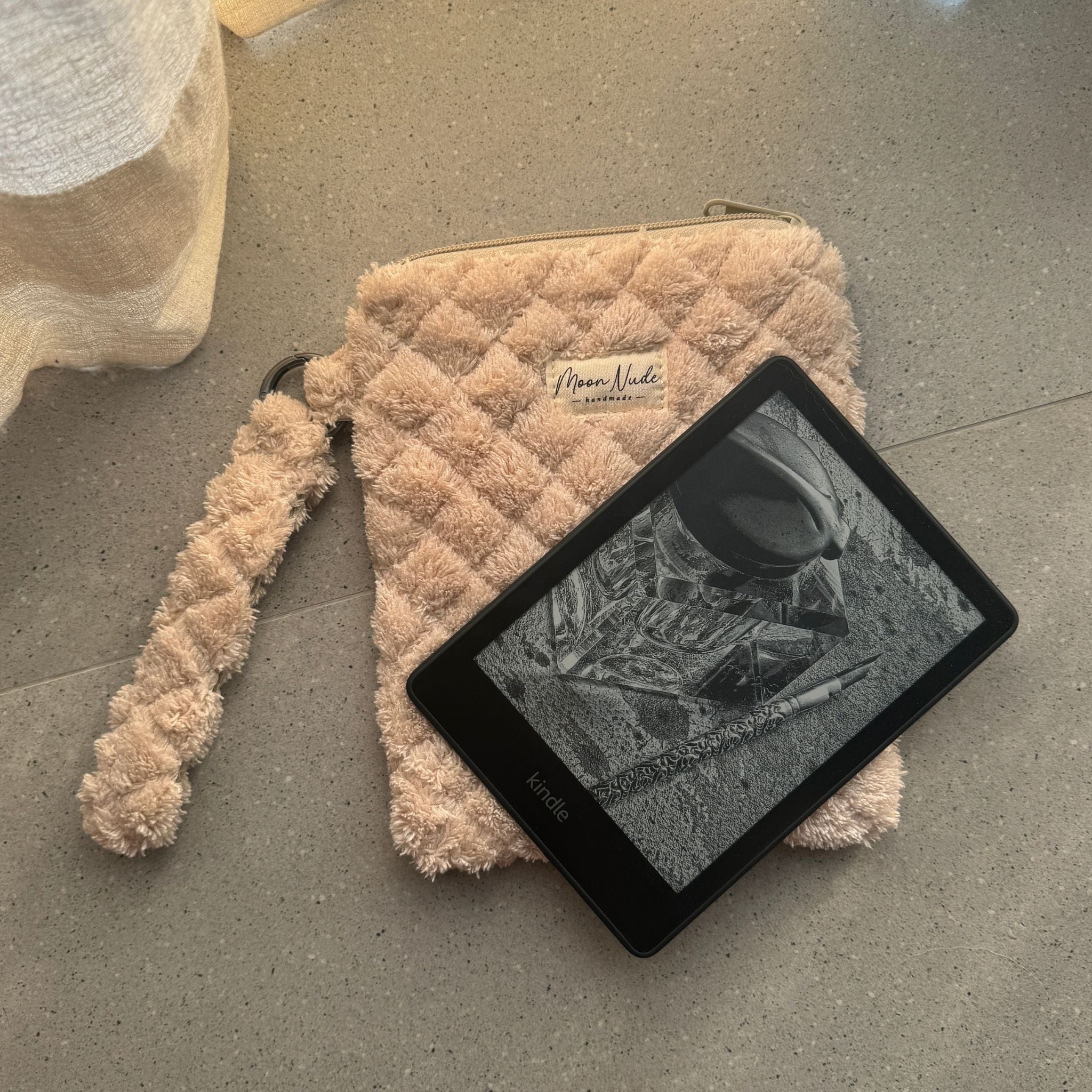 Moon Nude Teddy eReader Pouch