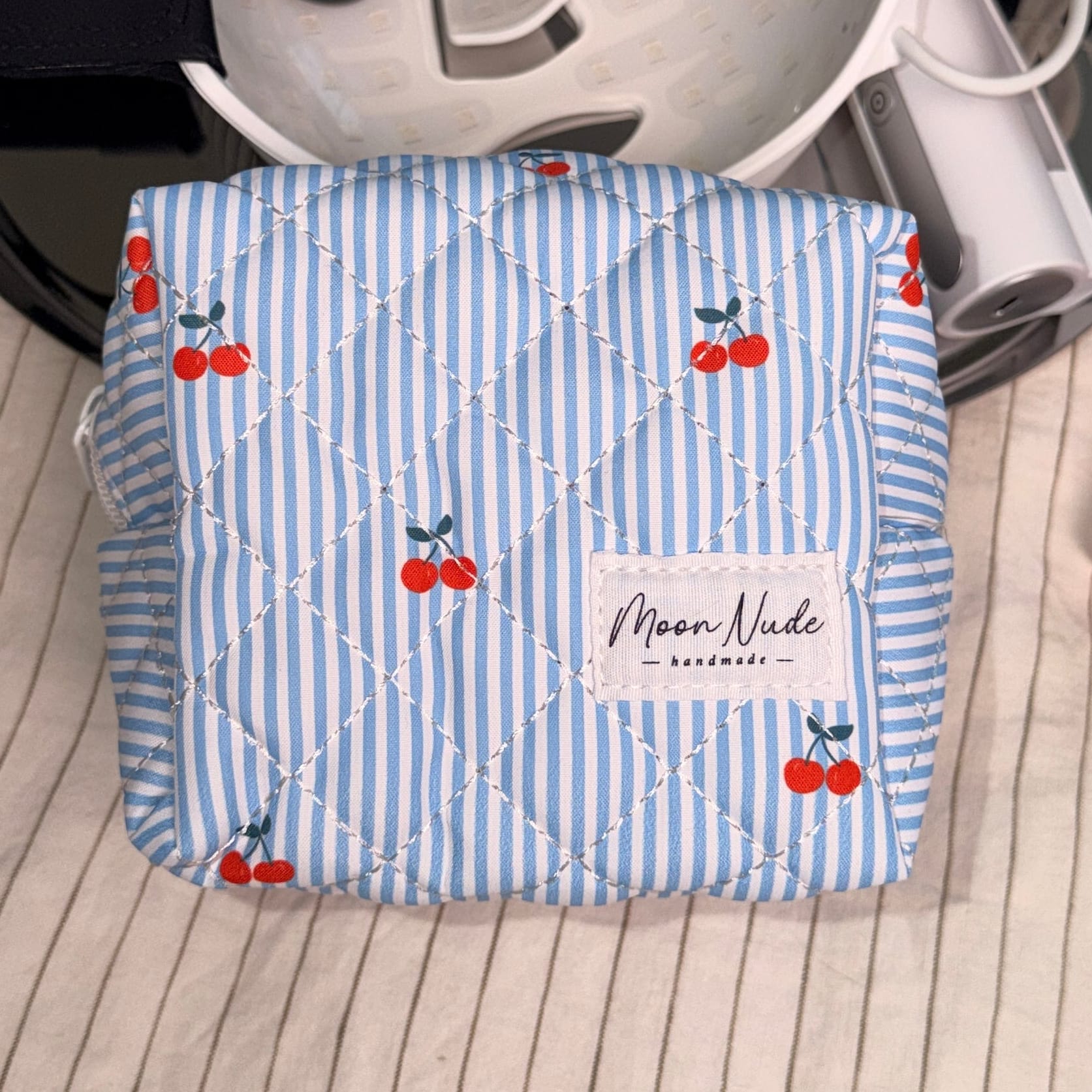 Moon Nude Cherry Mini Makeup Bag